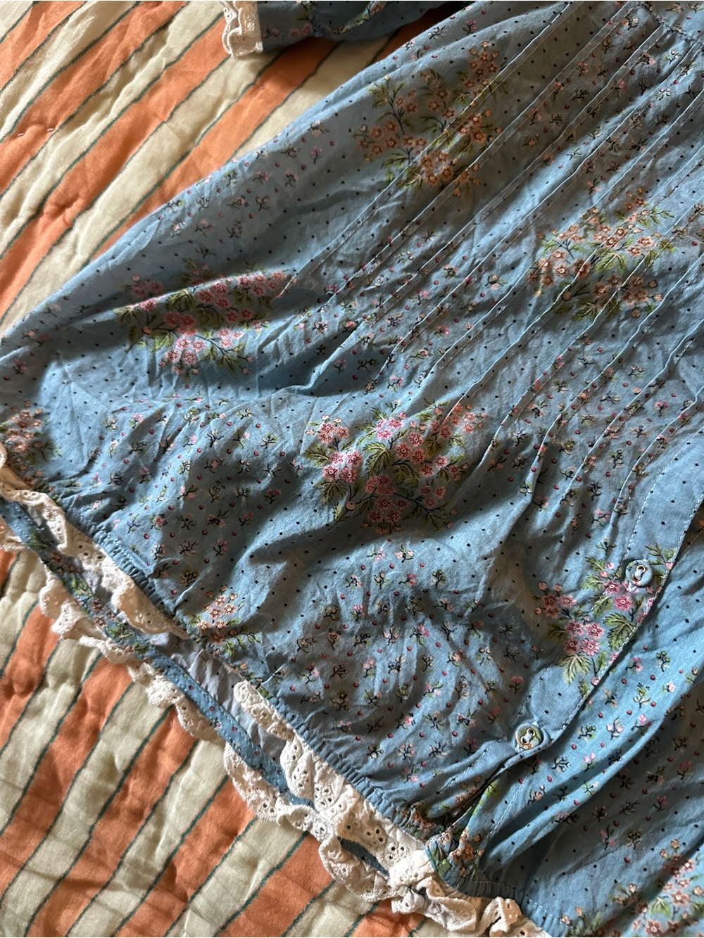 Christy Dawn Farm to Closet blouse - Picture 4 of 6